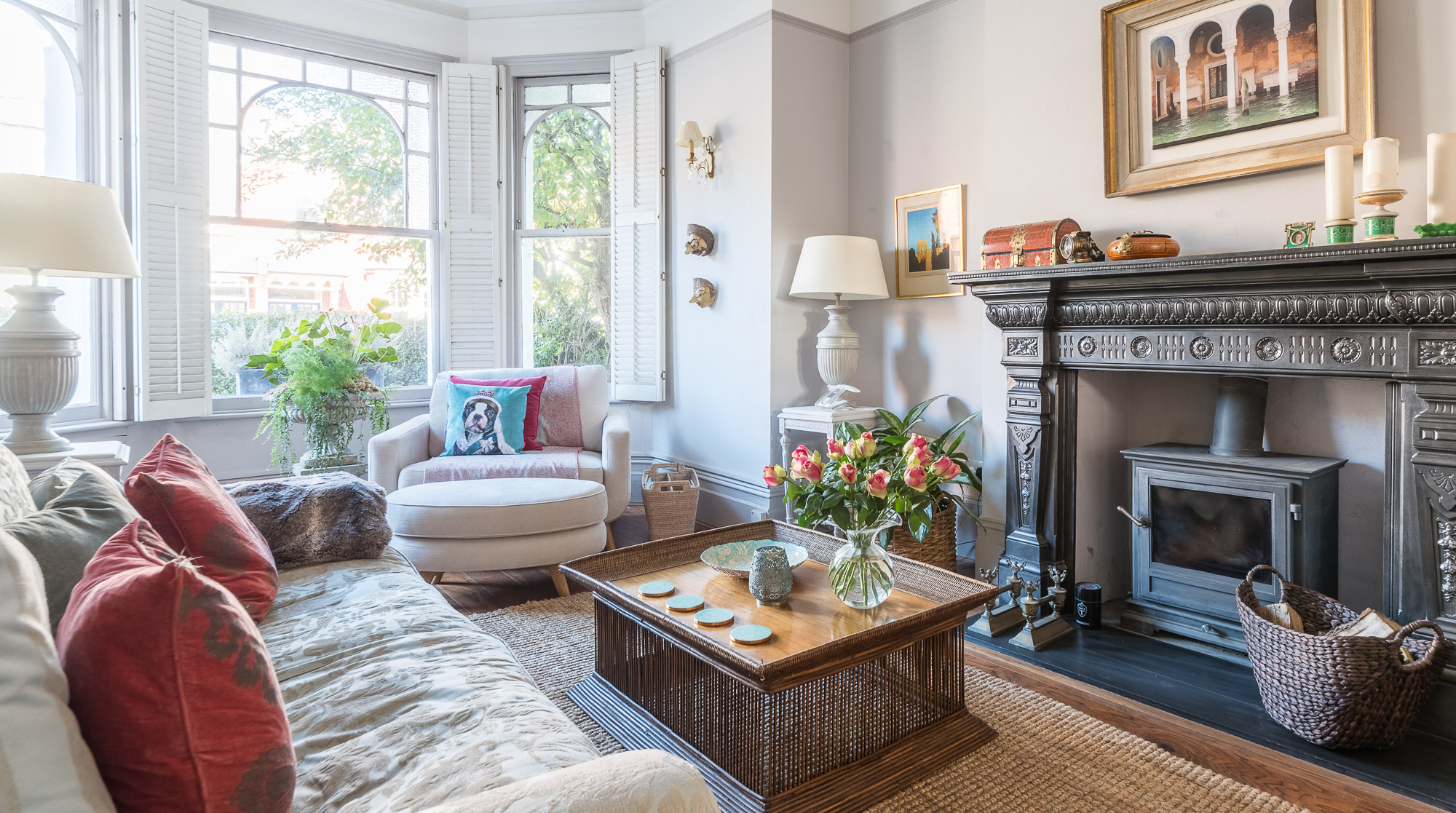 Looking For A Romantic Airbnb In London? | Plum Guide